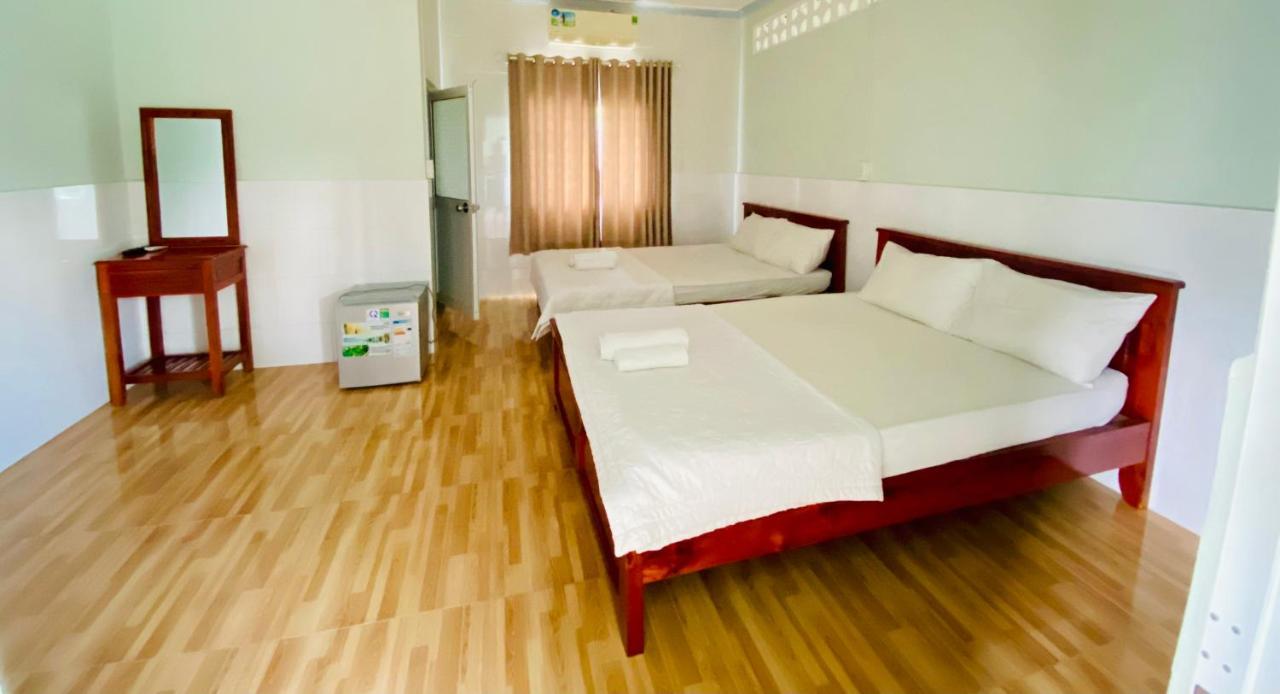 Bed and Breakfast Nha Nghi Y Vy Phu Quoc Exterior foto